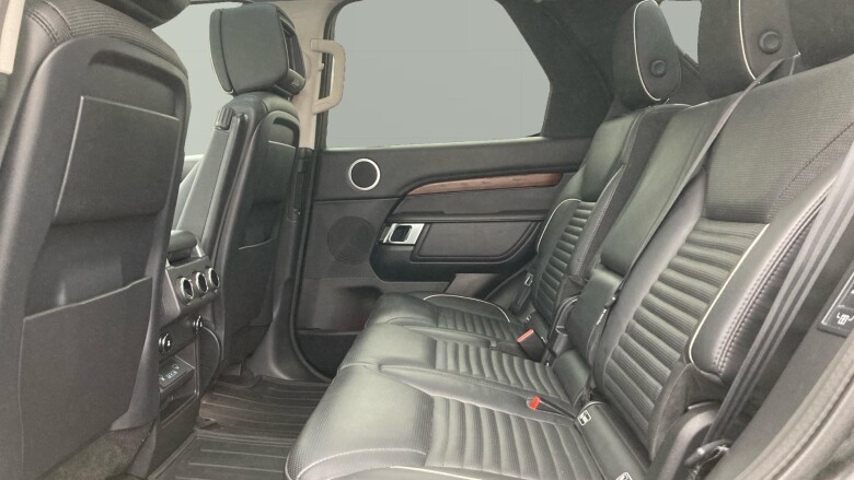 Land Rover Discovery 3.0 SDV6 HSE Luxury 5dr Auto Diesel Station Wagon